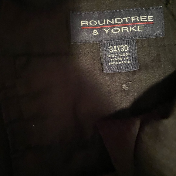 Dress pants - Picture 2 of 2